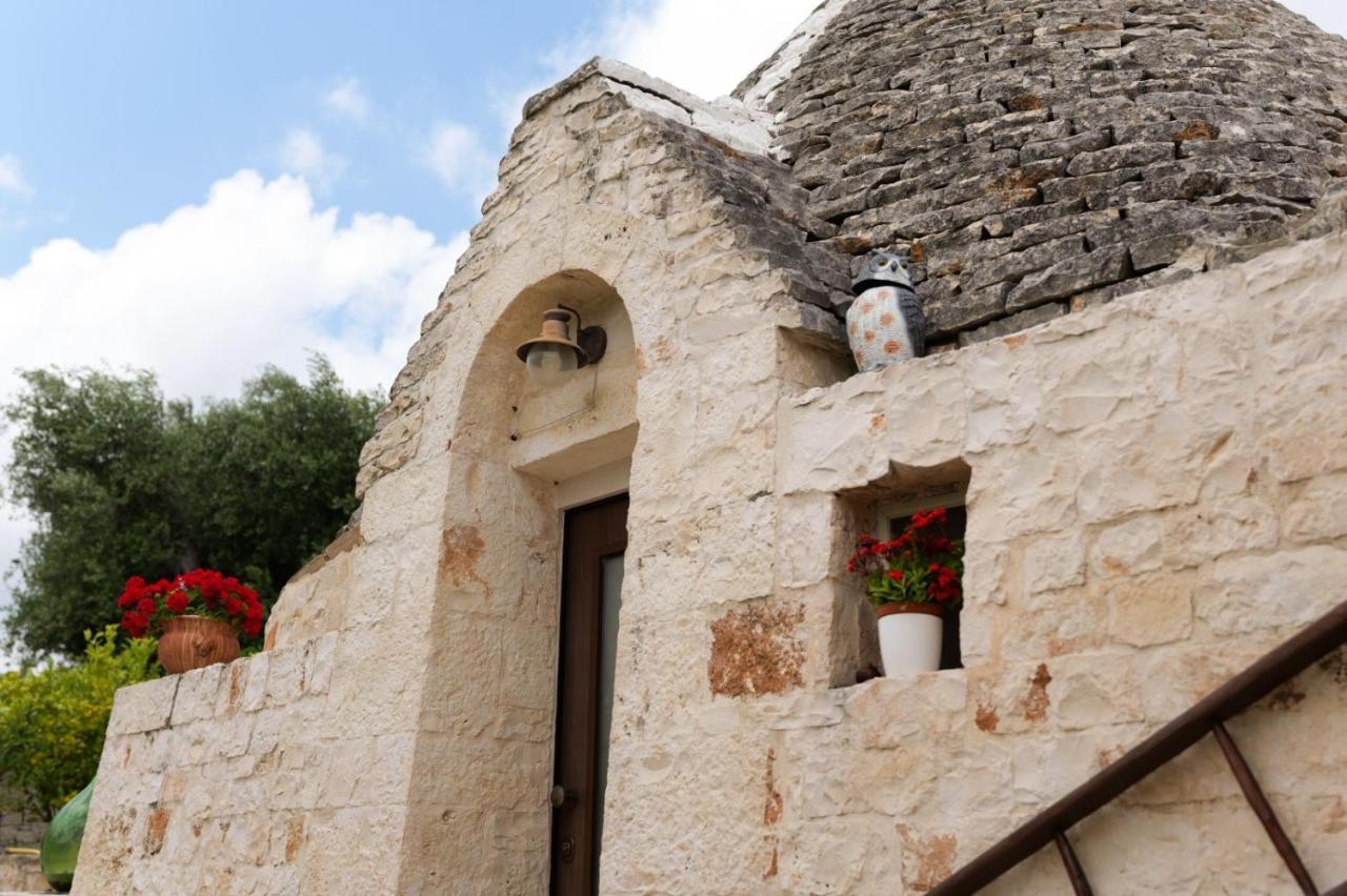 Trullo Rinaldi - Private Pool And Sauna Castellana Grotte Exterior photo