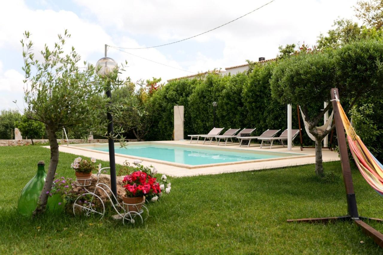 Trullo Rinaldi - Private Pool And Sauna Castellana Grotte Exterior photo